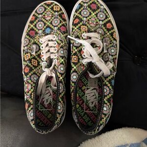 Vans Women's Multicolor Patterned Sneakers